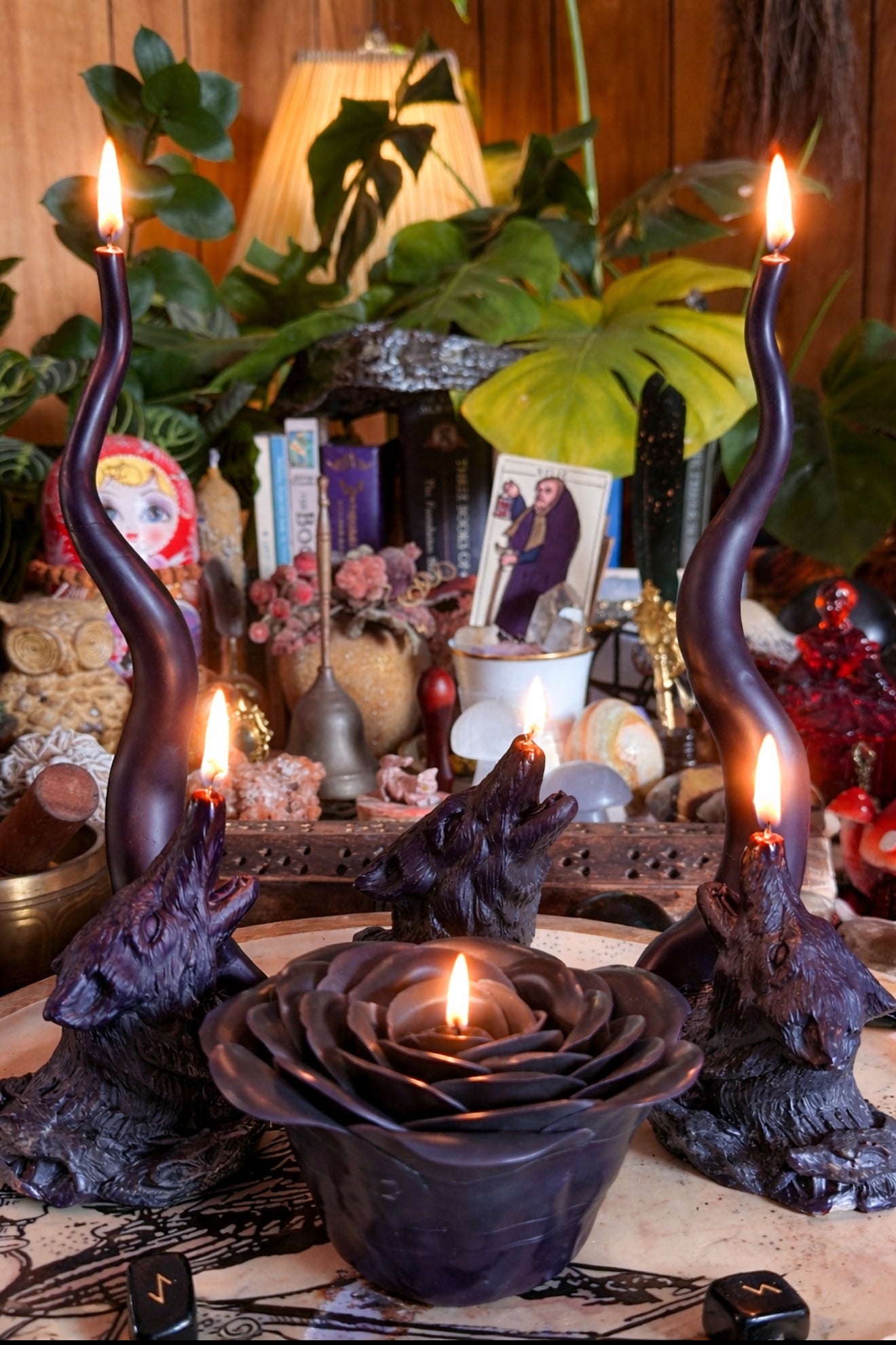 Hecates Hounds Altar Set w/ Hecate Oil (1 Month Wait time)